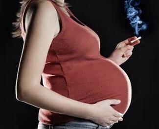 孕期吸烟可增加女儿后期患癌风险
